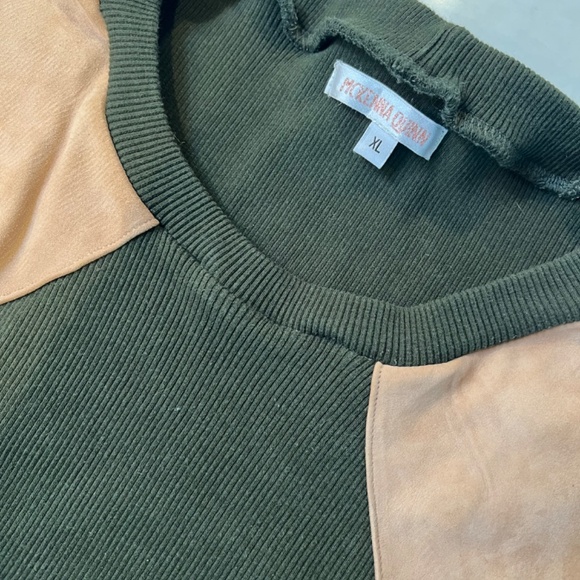 Green McKenna Quinn Preppy Shooting Suede Shoulder Patch Sweater (XL) - Picture 3 of 6